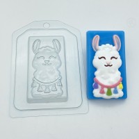 Лама в кисточках