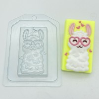 Лама в сердечках