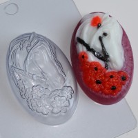 Лошадь в цветах