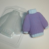 Свитер вязаный